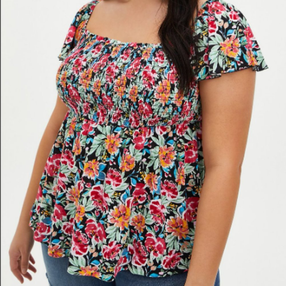 SMOCKED FLORAL TOP Size 3 Torrid NWT
